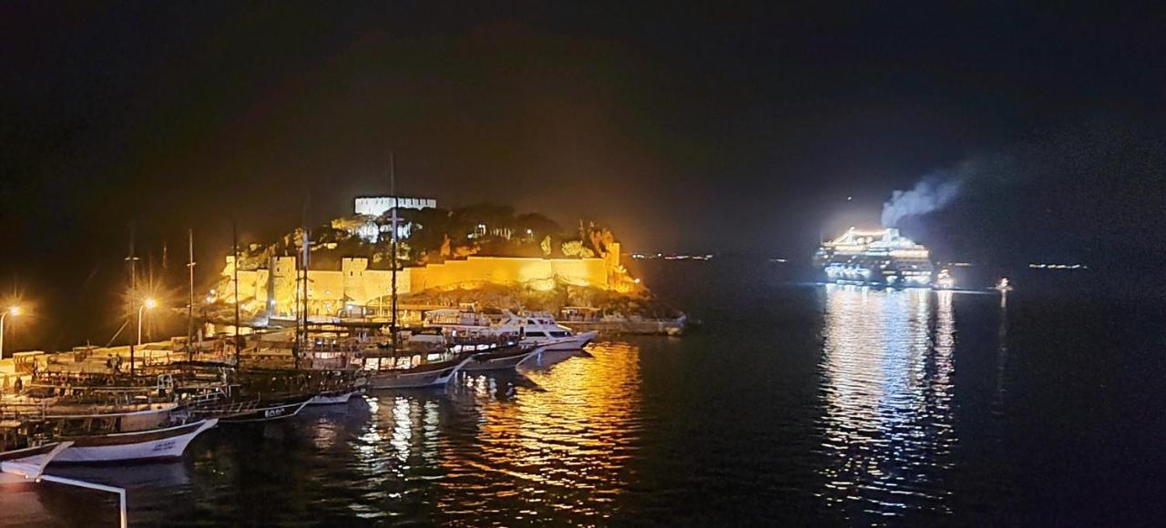 Waterfront Glass Flat Kusadası Exterior foto